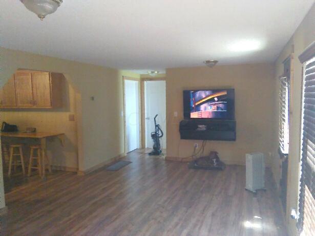 840 South Hopewell Road Hopewell, OH 43746 - Photo 11 of 19 living room