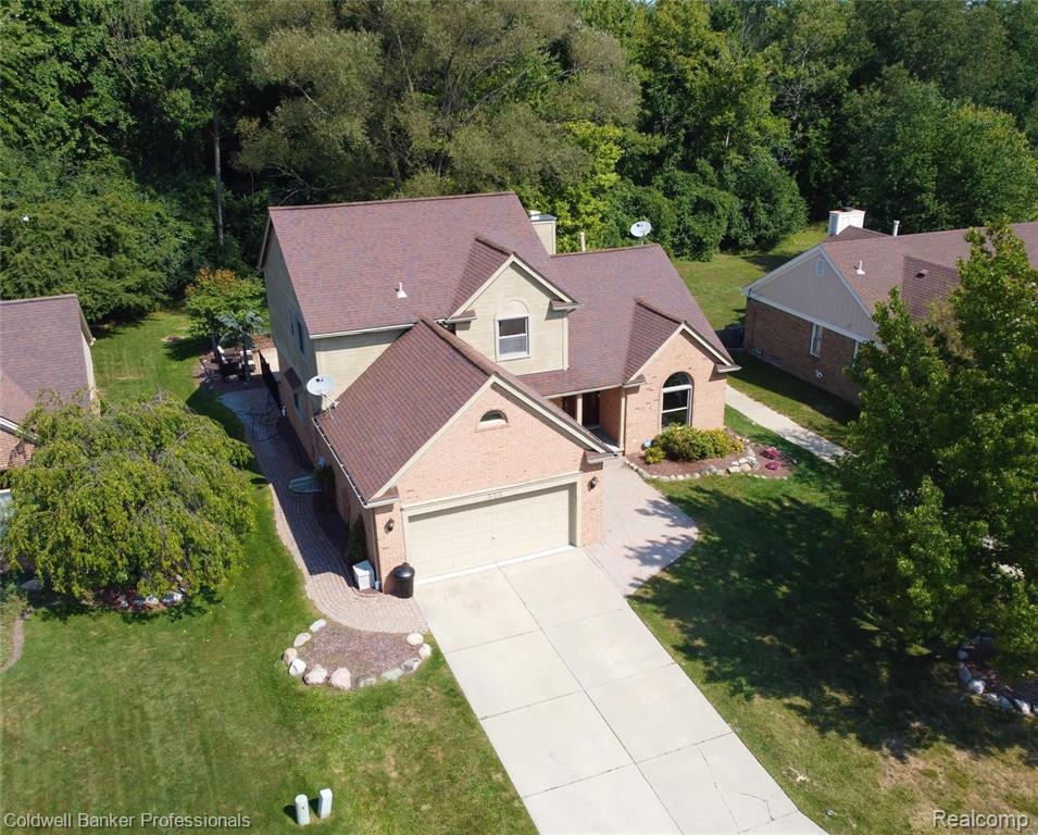 523 Buttercup Drive Rochester Hills, MI 48307 - Photo 1 of 29