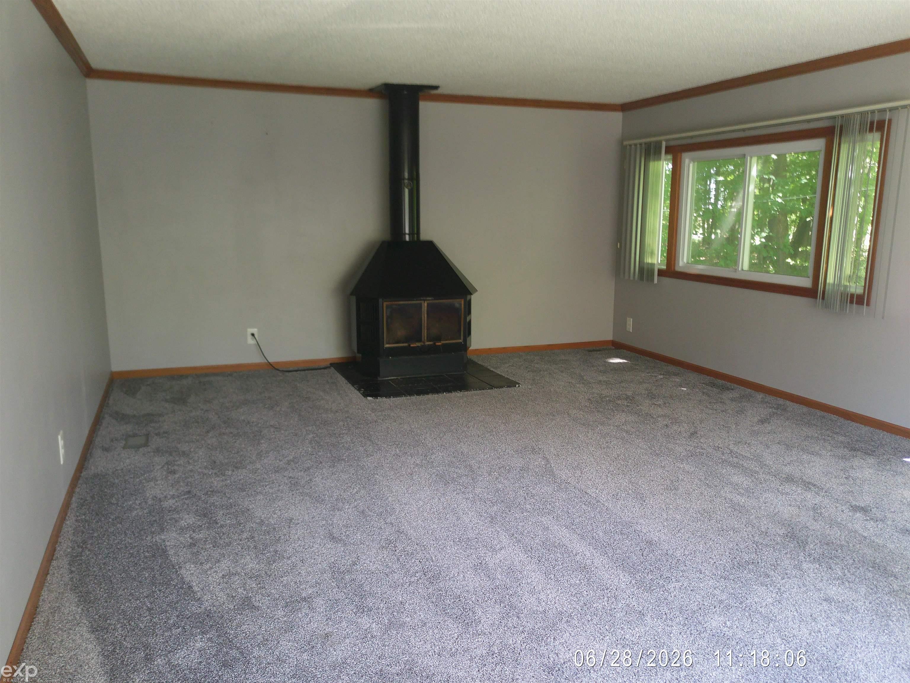 4707 Dixon Road Caro, MI 48723 - Photo 2 of 20 50213120-96d6dc8e-11ee-4ceb-84b2-3f5624313a3e.JPG