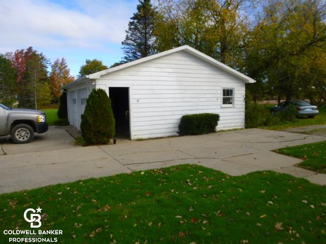 5788 Kilgore Road Avoca, MI 48006 - Photo 7 of 46