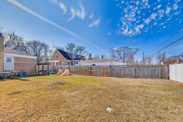 $225,000 | 1710 West 187th Street, Homewood, IL 60430