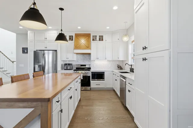 $545,000 | 4696 North Triple Crown Drive, Bloomington, IN 47404