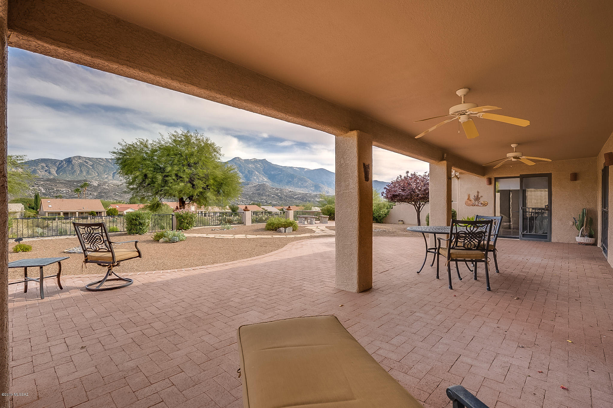 37965 South Stone Ridge Drive Tucson, AZ 85739 - Photo 4 of 45