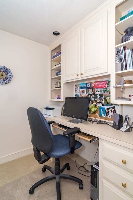 21 Westerly Street, Unit 10 Wellesley, MA 02482 - Photo 16 of 22