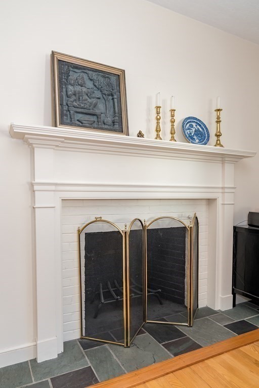 21 Westerly Street, Unit 10 Wellesley, MA 02482 - Photo 3 of 22