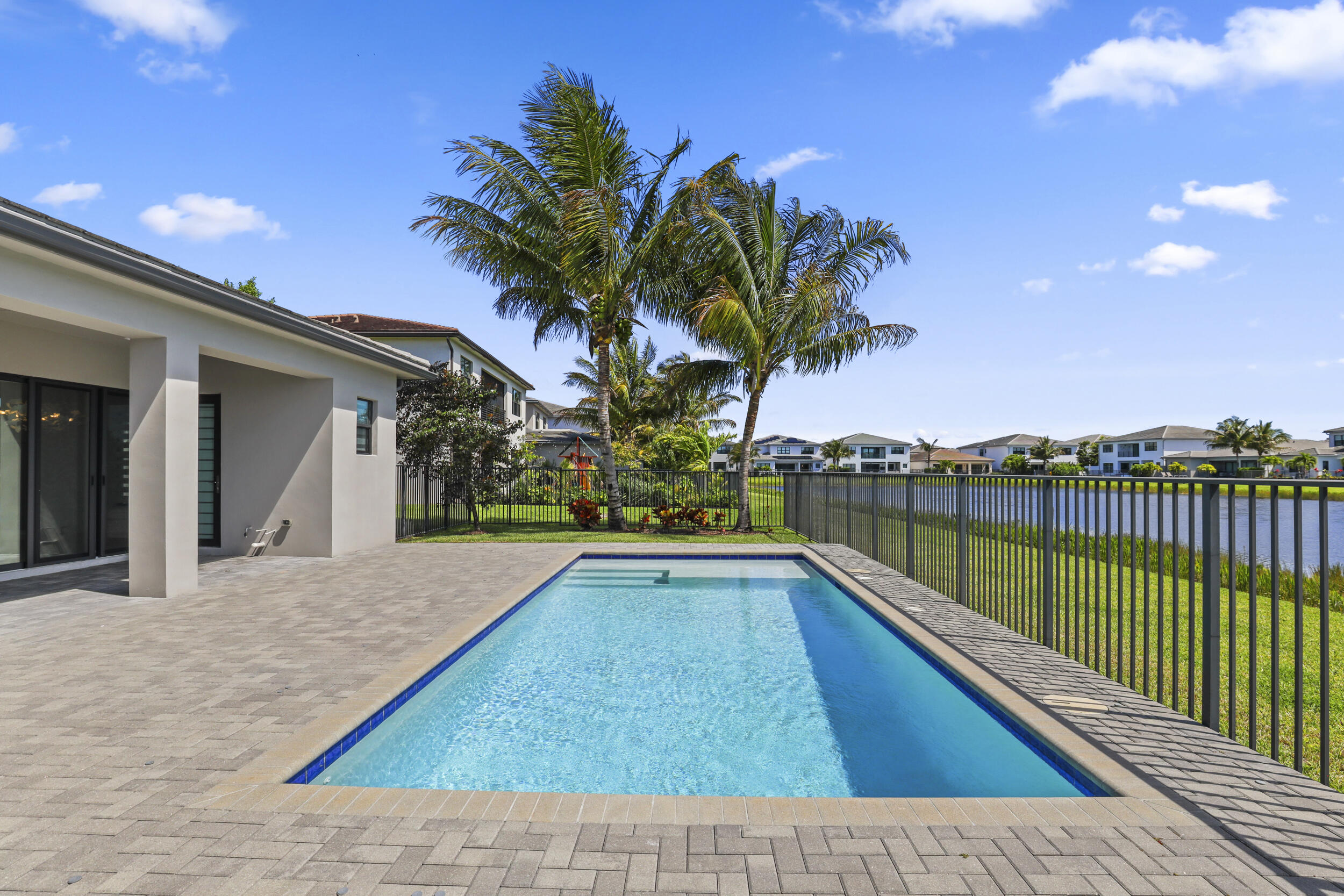 17094 Rainbow Fls Trail Boca Raton, FL 33496 - Photo 32 of 38 Pool