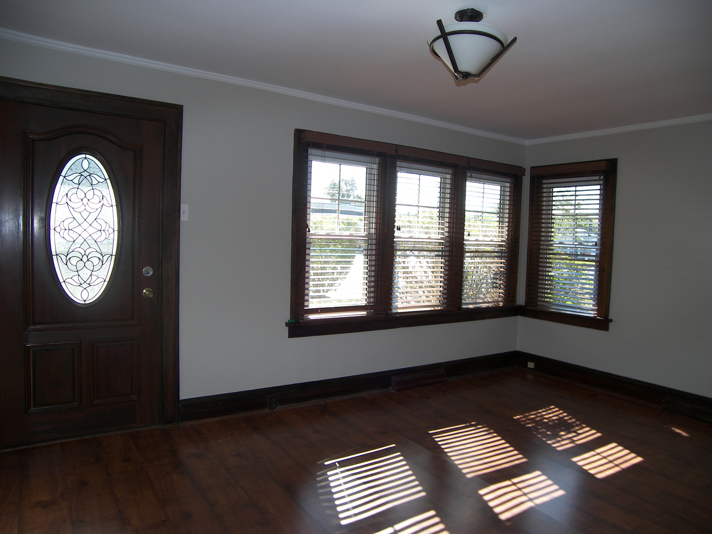230 Allanson Road Mundelein, IL 60060 - Photo 4 of 28