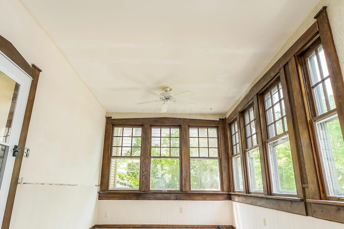 1371 Lincoln Road Columbus, OH 43212 - Photo 7 of 23