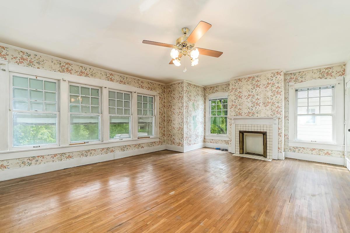 1371 Lincoln Road Columbus, OH 43212 - Photo 8 of 23