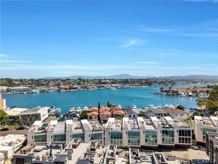 $4,350,000 | 3353 Via Lido, Newport Beach, CA 92663