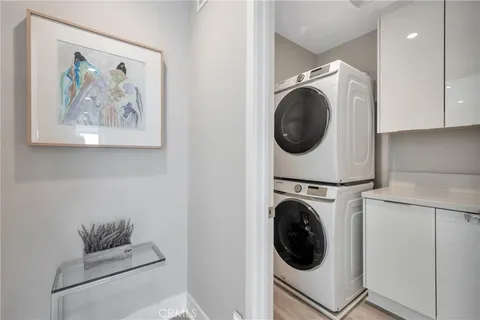 $4,350,000 | 3353 Via Lido, Newport Beach, CA 92663