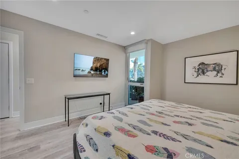 $4,350,000 | 3353 Via Lido, Newport Beach, CA 92663