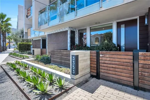 $4,350,000 | 3353 Via Lido, Newport Beach, CA 92663