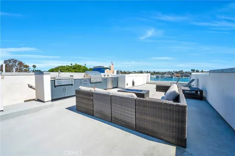 $4,350,000 | 3353 Via Lido, Newport Beach, CA 92663