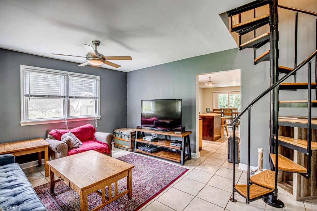 2211 South Hawthorne Road Winston-Salem, NC 27103 - Photo 3 of 34