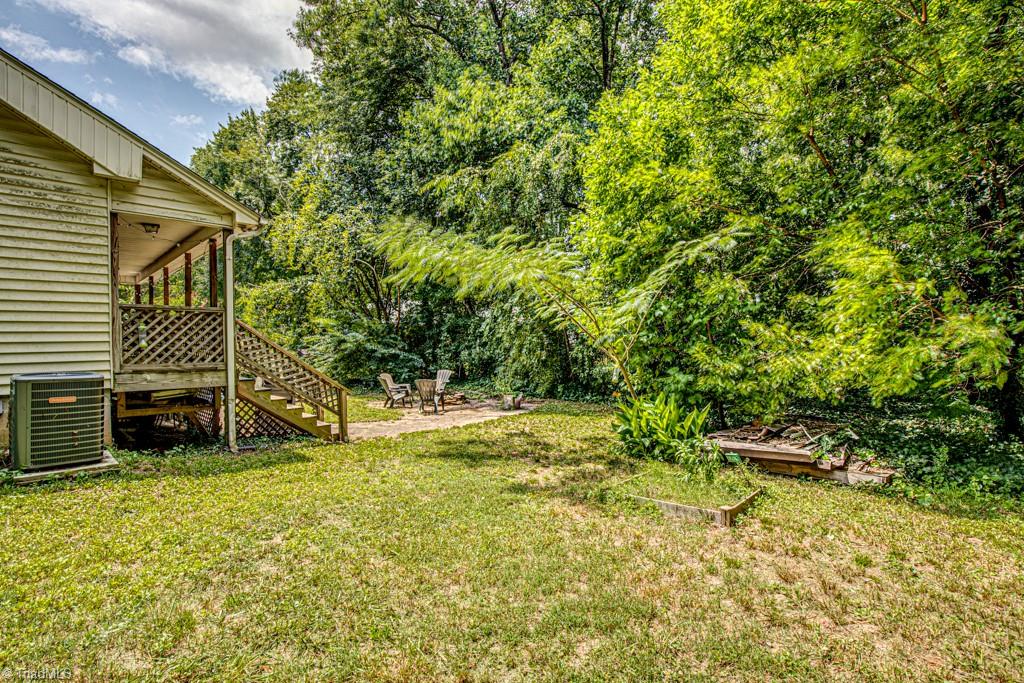 2211 South Hawthorne Road Winston-Salem, NC 27103 - Photo 32 of 34