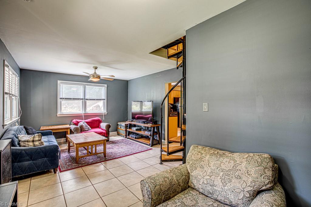 2211 South Hawthorne Road Winston-Salem, NC 27103 - Photo 4 of 34