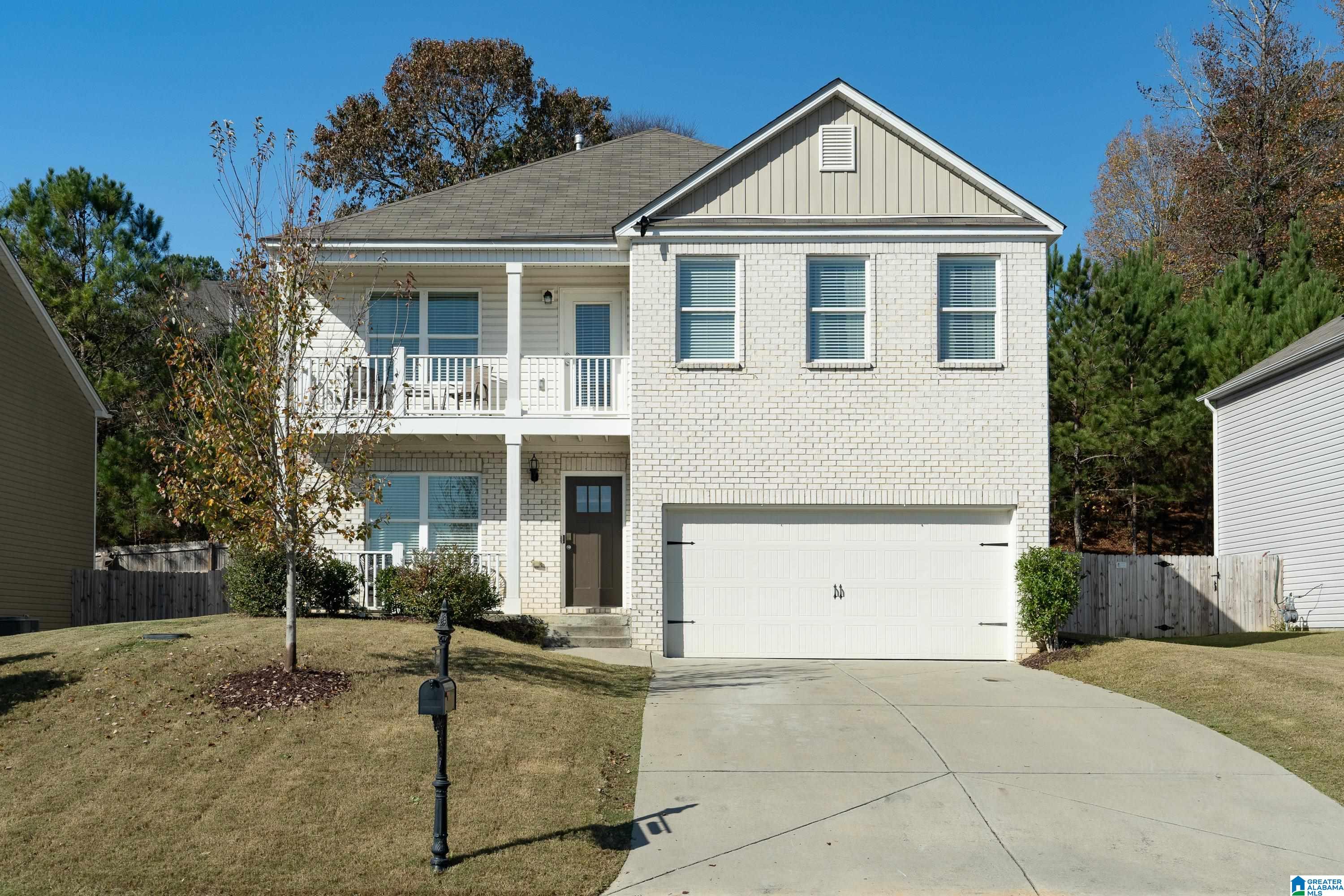 944 Valley Circle Leeds, AL 35094 - Photo 1 of 32