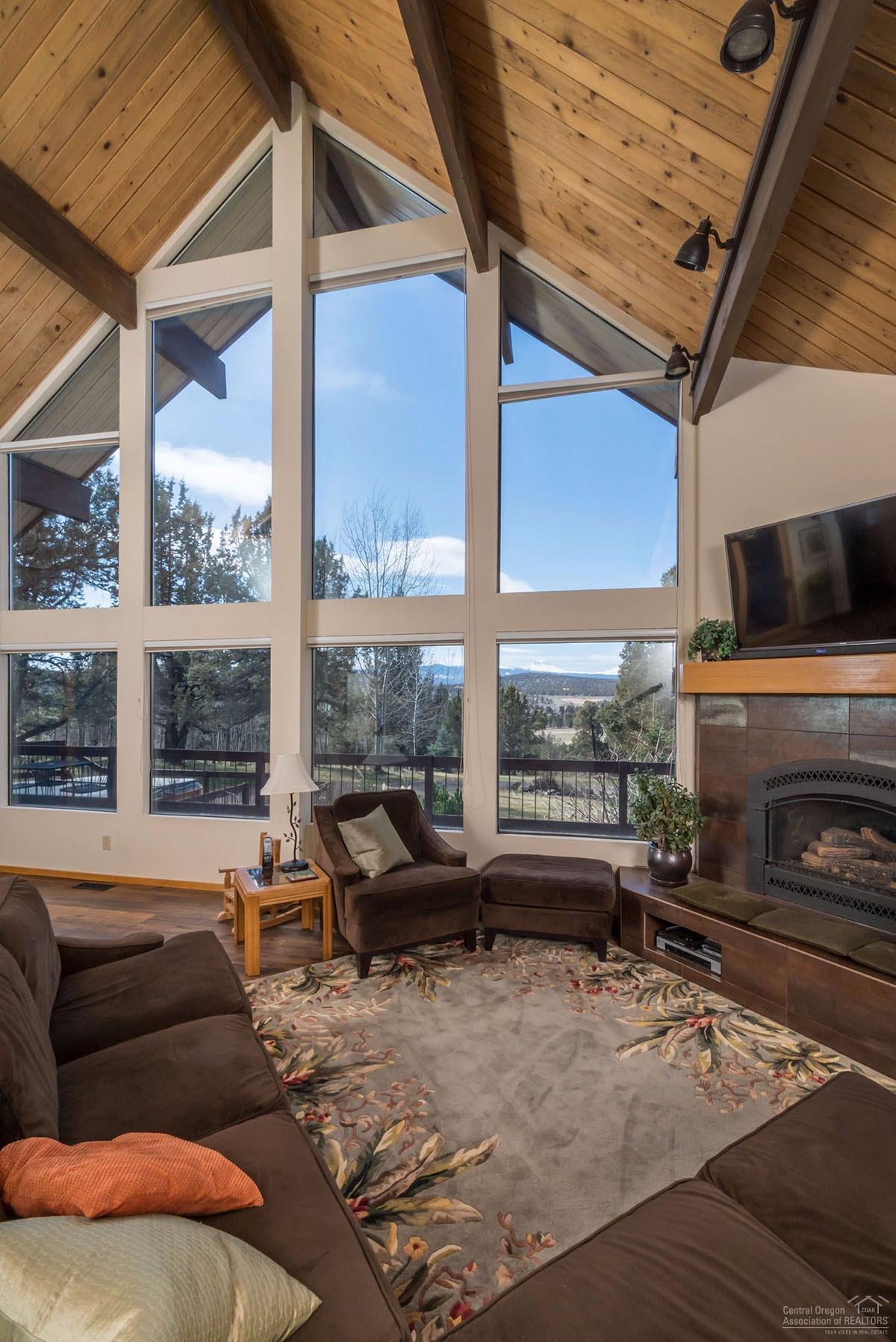 20135 Tumalo Road Bend, OR 97703 - Photo 4 of 24 Additional Photo