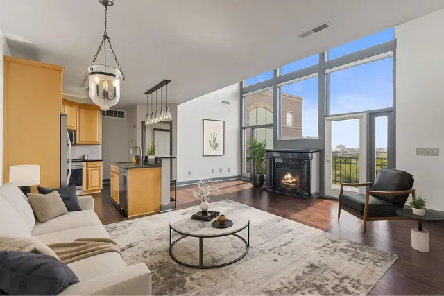 1515 North Van Buren Street, Unit 500, Milwaukee, WI 53202