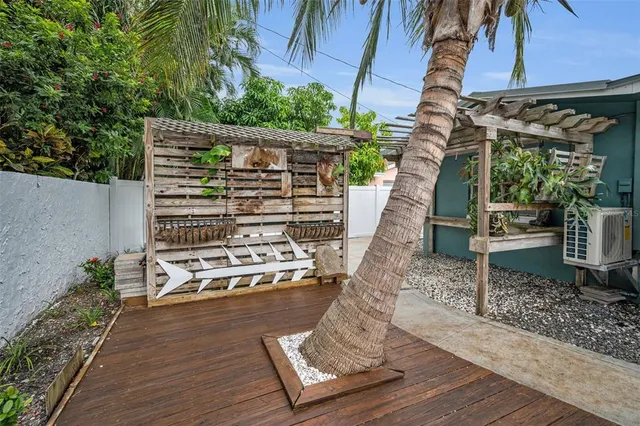 $3,500 | 113 12th Street, Belleair Beach, FL 33786