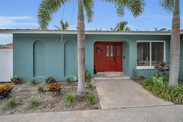$3,500 | 113 12th Street, Belleair Beach, FL 33786