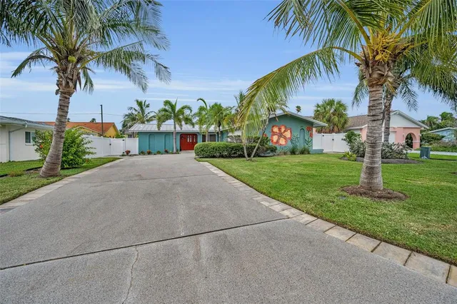 $3,500 | 113 12th Street, Belleair Beach, FL 33786