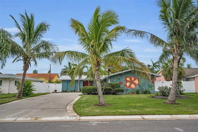 $3,500 | 113 12th Street, Belleair Beach, FL 33786