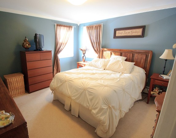 10 Mt Hope Road Somerset, MA 02726 - Photo 8 of 20 Gallery Image 8