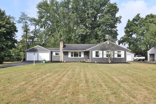 $384,900 | 135 Crestview Drive, Delaware, OH 43015