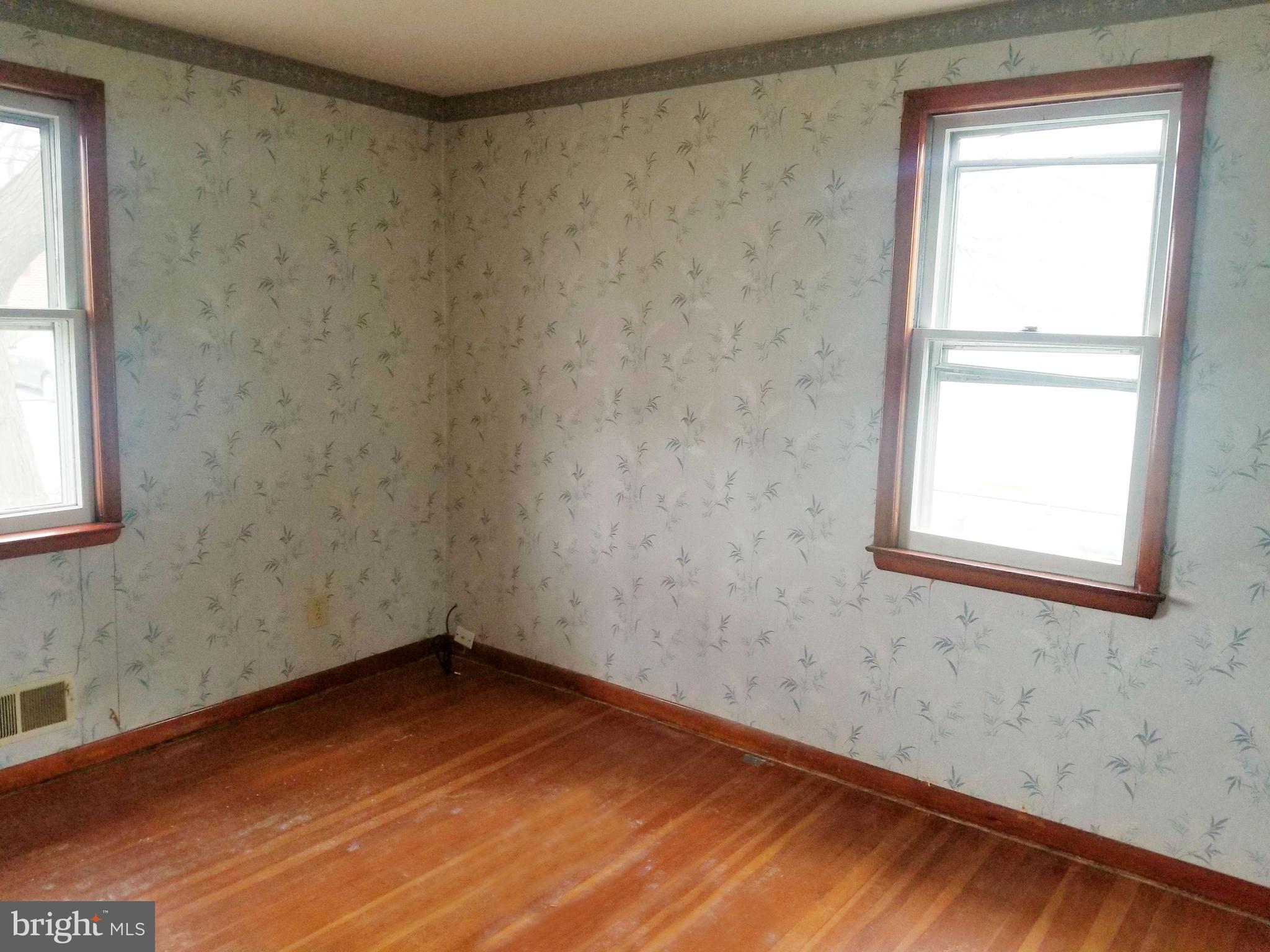 600 Cresswell Road Brooklyn, MD 21225 - Photo 9 of 17 Interior