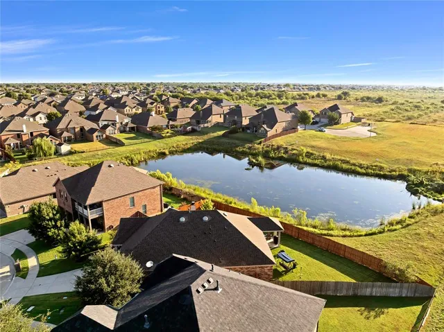 $319,900 | 4229 Aldridge Lane, Fort Worth, TX 76036