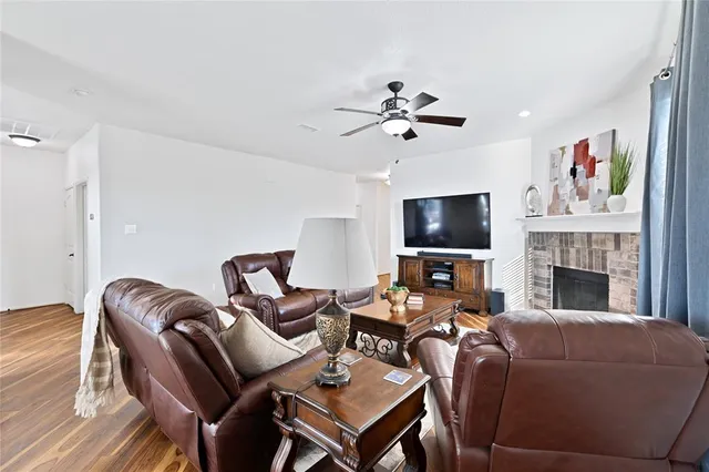 $319,900 | 4229 Aldridge Lane, Fort Worth, TX 76036