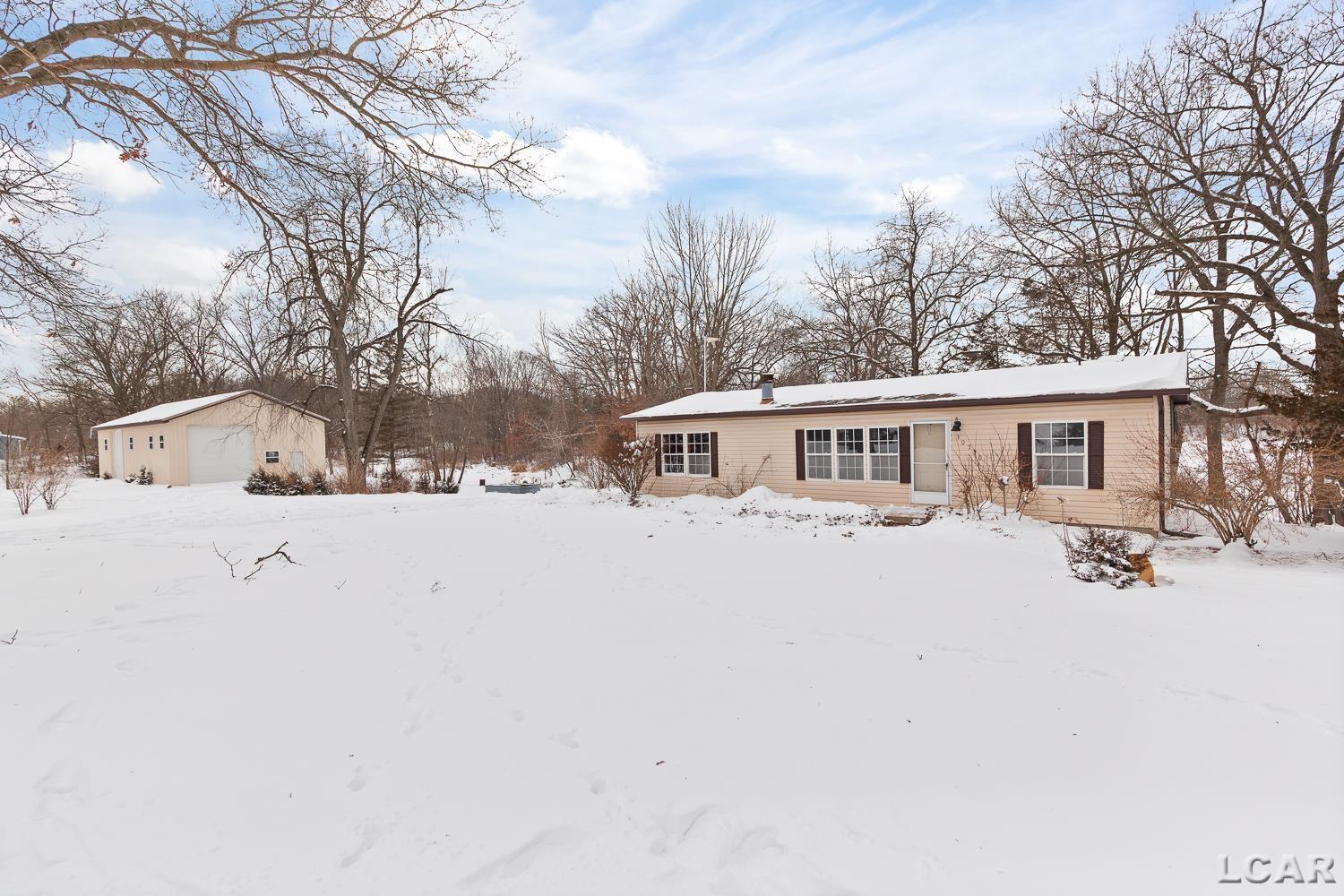 10790 Lawrence Road Brooklyn, MI 49230 - Photo 5 of 48 Gallery Image 5