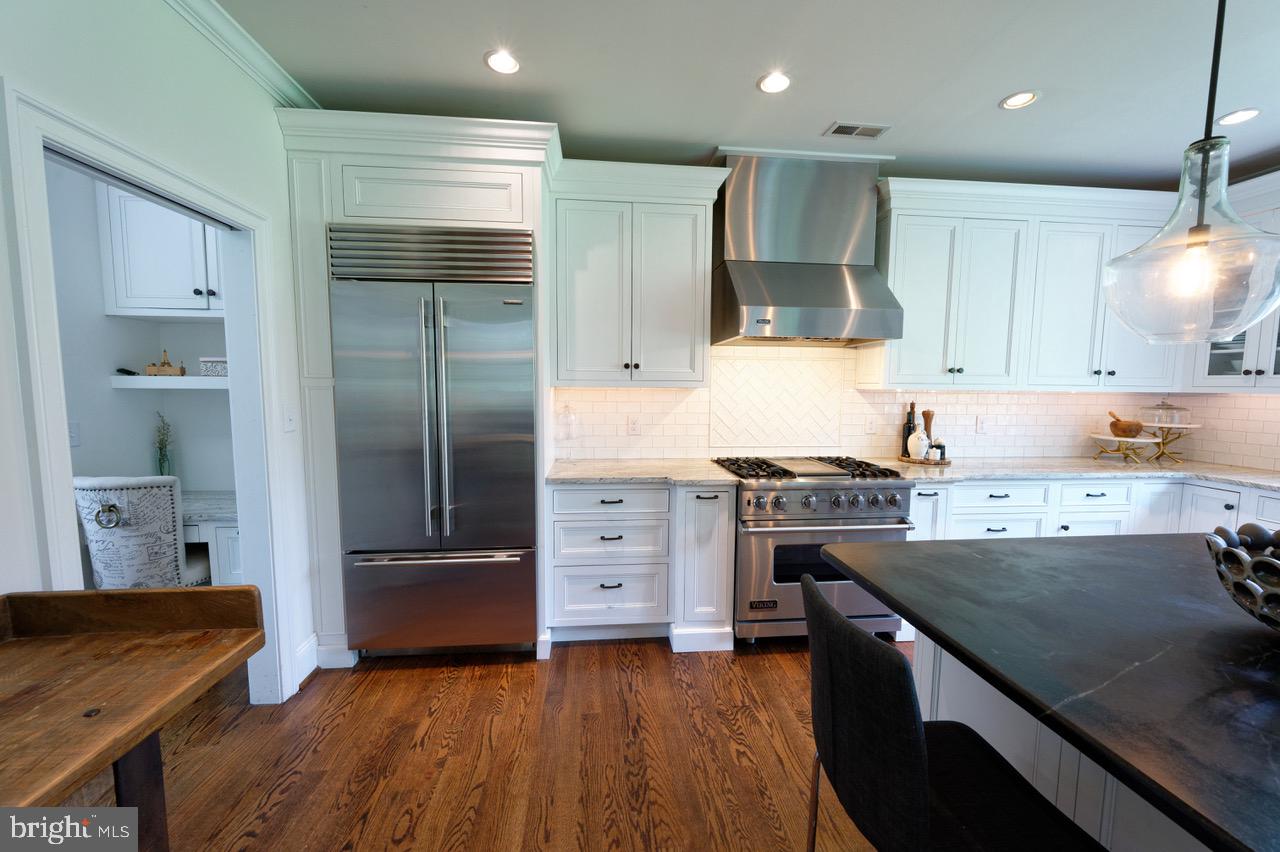 272 South Radnor Chester Road Villanova, PA 19085 - Photo 10 of 49