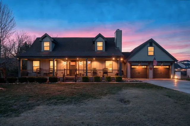 $549,000 | 8128 Savannah Hills Drive, Ooltewah, TN 37363