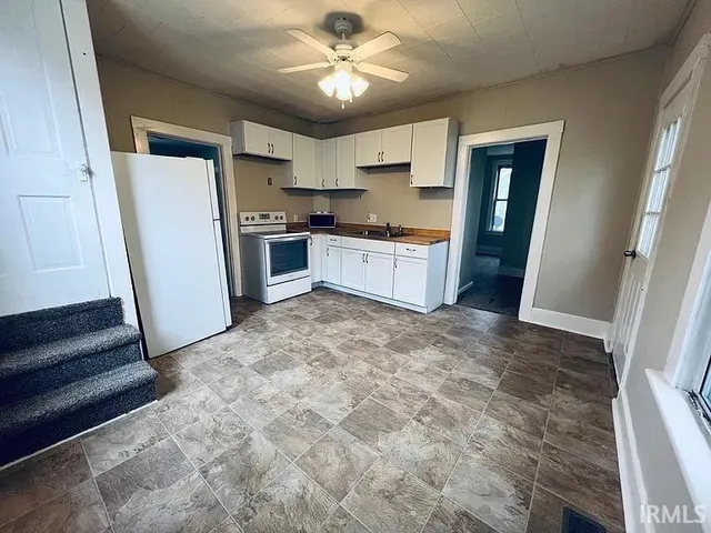 $107,000 | 801 14th Street, Tell City, IN 47586