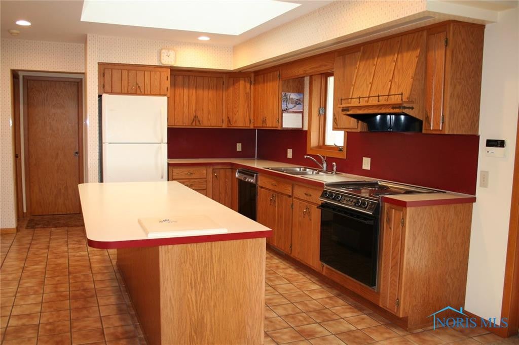 6906 Brown Road Oregon, OH 43616 - Photo 18 of 36 Gallery Image 18