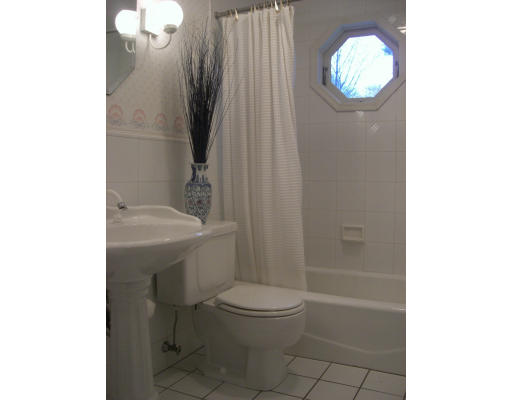 66 Richards Road Reading, MA 01867 - Photo 14 of 30 Gallery Image 14