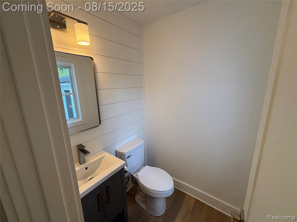 1722 Columbia Road Berkley, MI 48072 - Photo 21 of 30