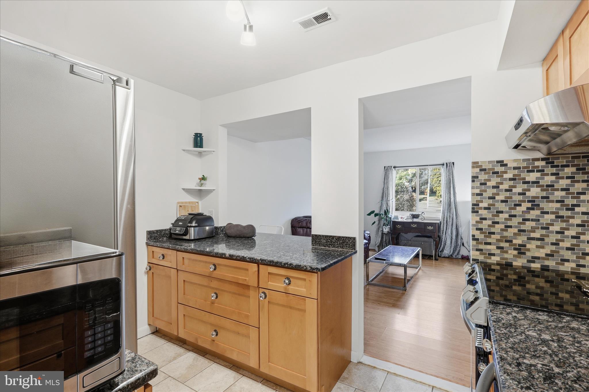 1809 Ivy Oak Square, Unit 61 Reston, VA 20190 - Photo 11 of 36