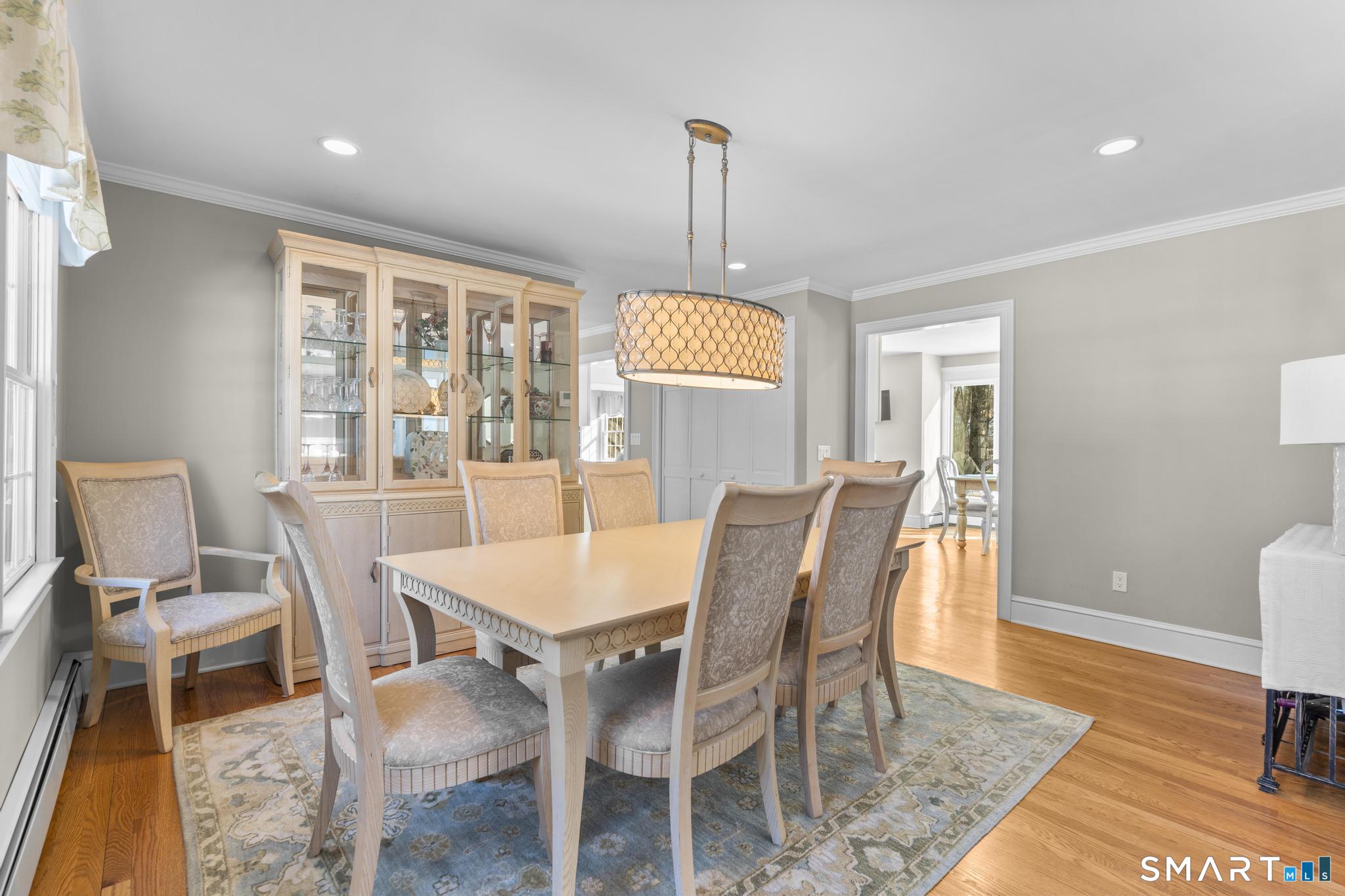 10 Foxwood Road Trumbull, CT 06611 - Photo 15 of 40