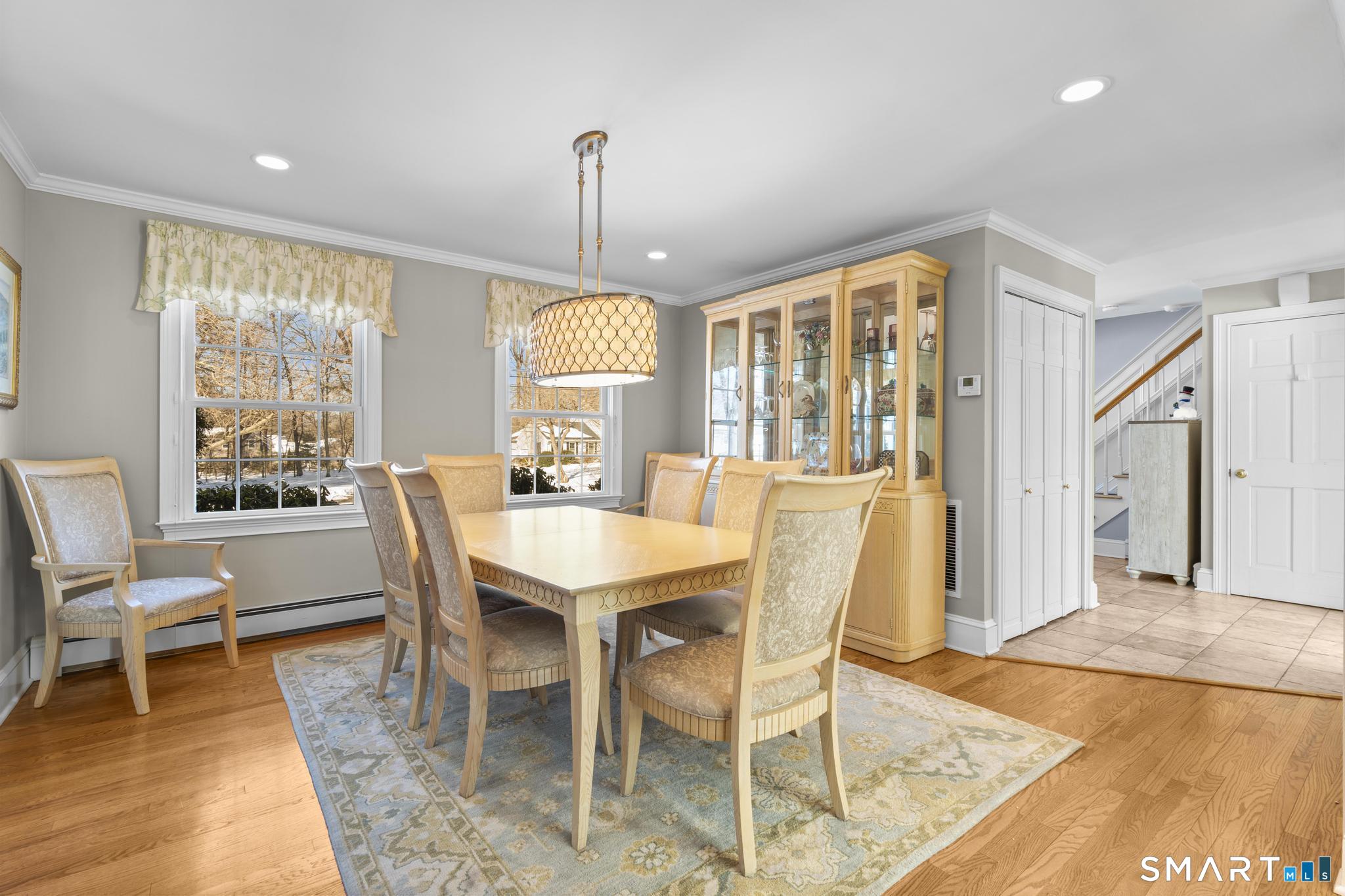 10 Foxwood Road Trumbull, CT 06611 - Photo 16 of 40