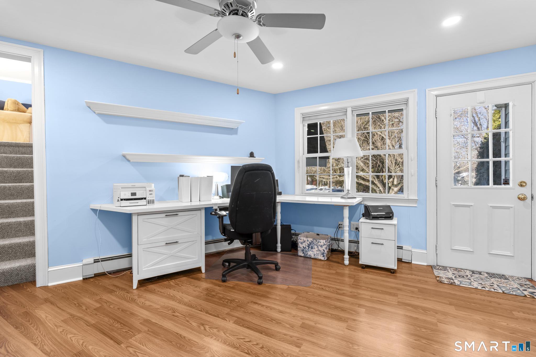 10 Foxwood Road Trumbull, CT 06611 - Photo 17 of 40