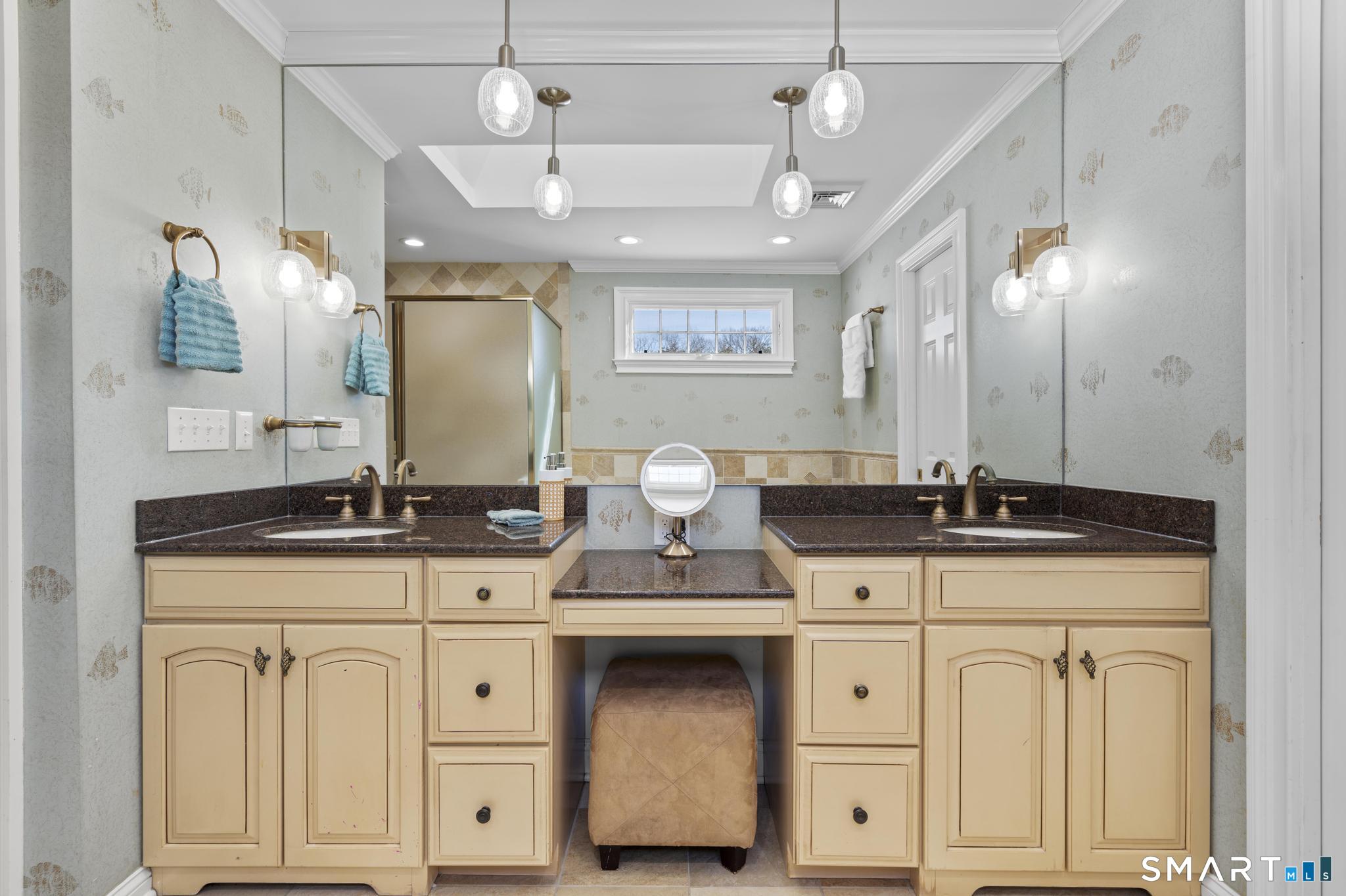 10 Foxwood Road Trumbull, CT 06611 - Photo 23 of 40