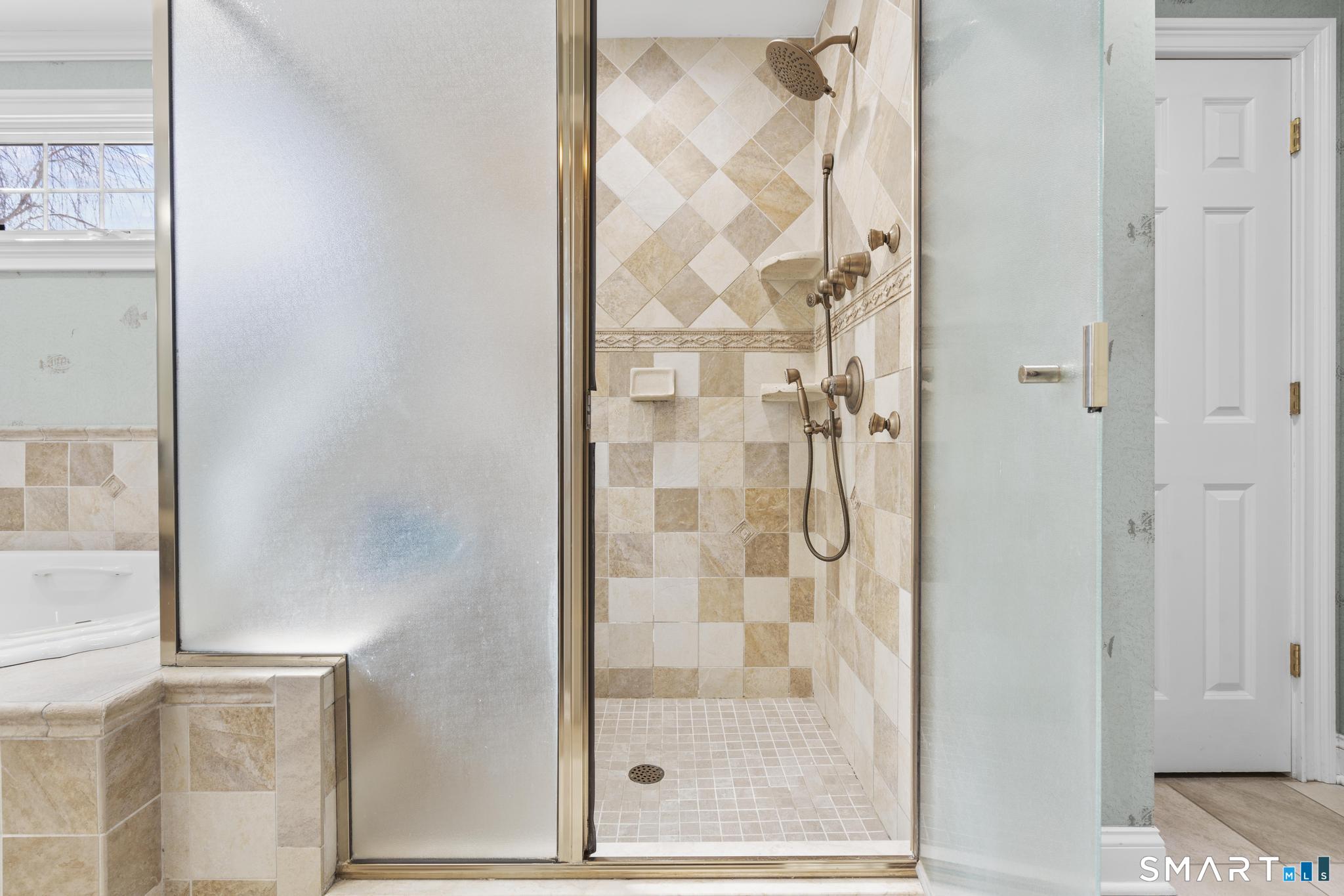 10 Foxwood Road Trumbull, CT 06611 - Photo 24 of 40