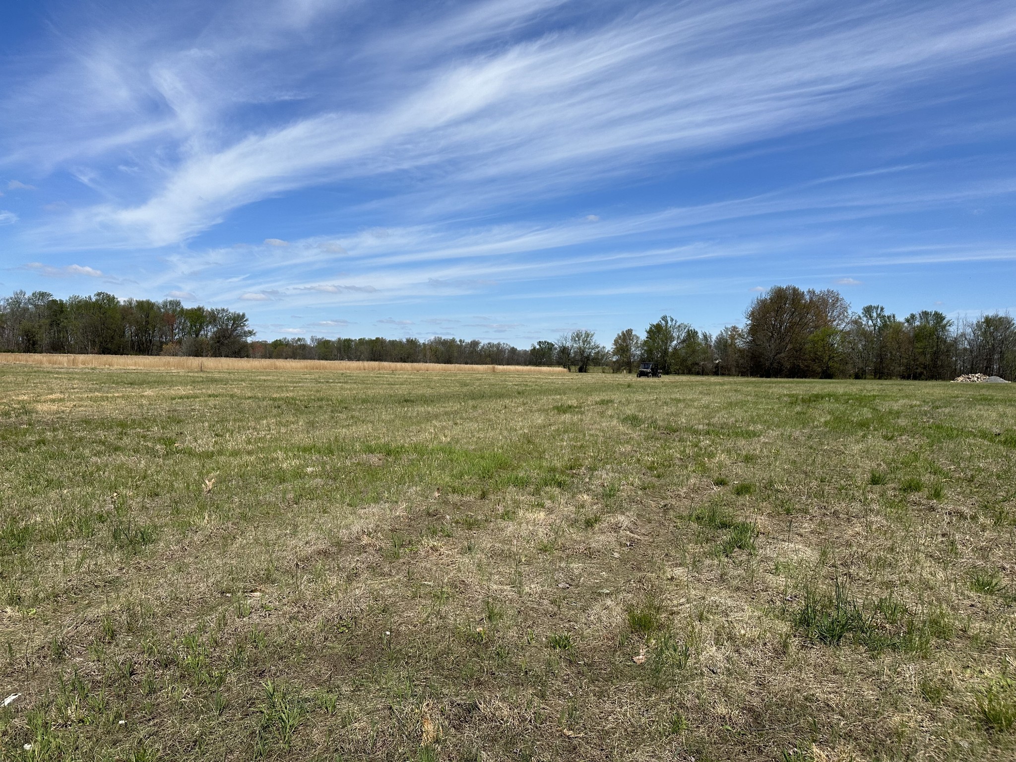 4909 Hancock Road Springfield, TN 37172 - Photo 1 of 10 a view of a field with an ocean
