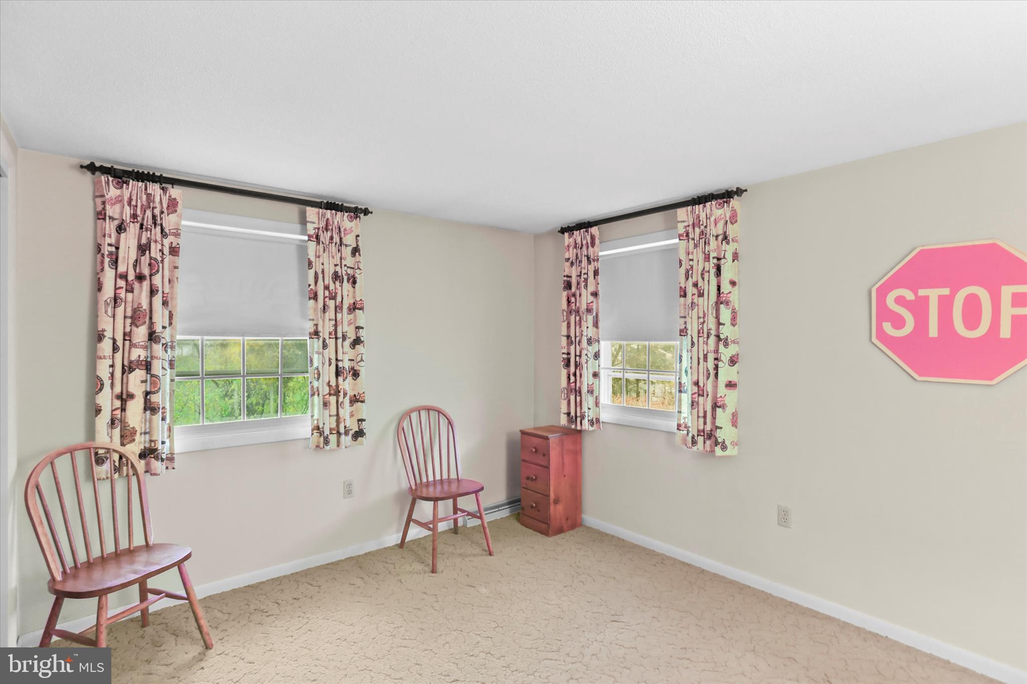 114 Lexington Road York, PA 17402 - Photo 25 of 49 a living room with furniture and a window