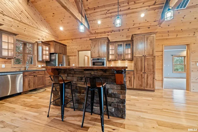 $749,900 | 1115 Hilltop Lane, Simpson, IL 62985