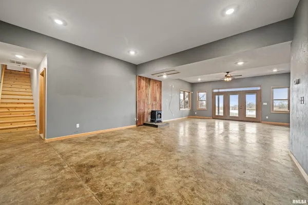 $749,900 | 1115 Hilltop Lane, Simpson, IL 62985